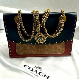 Authentic Coach bag from the Selena Gomez collection – looks brand new!